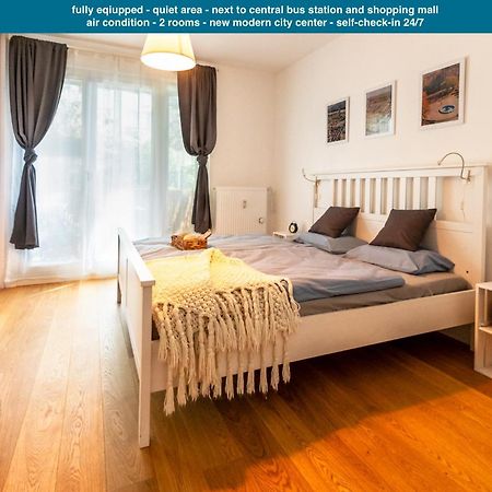 Quiet Apartment In New City Center, Nivy Bratislava Exterior foto