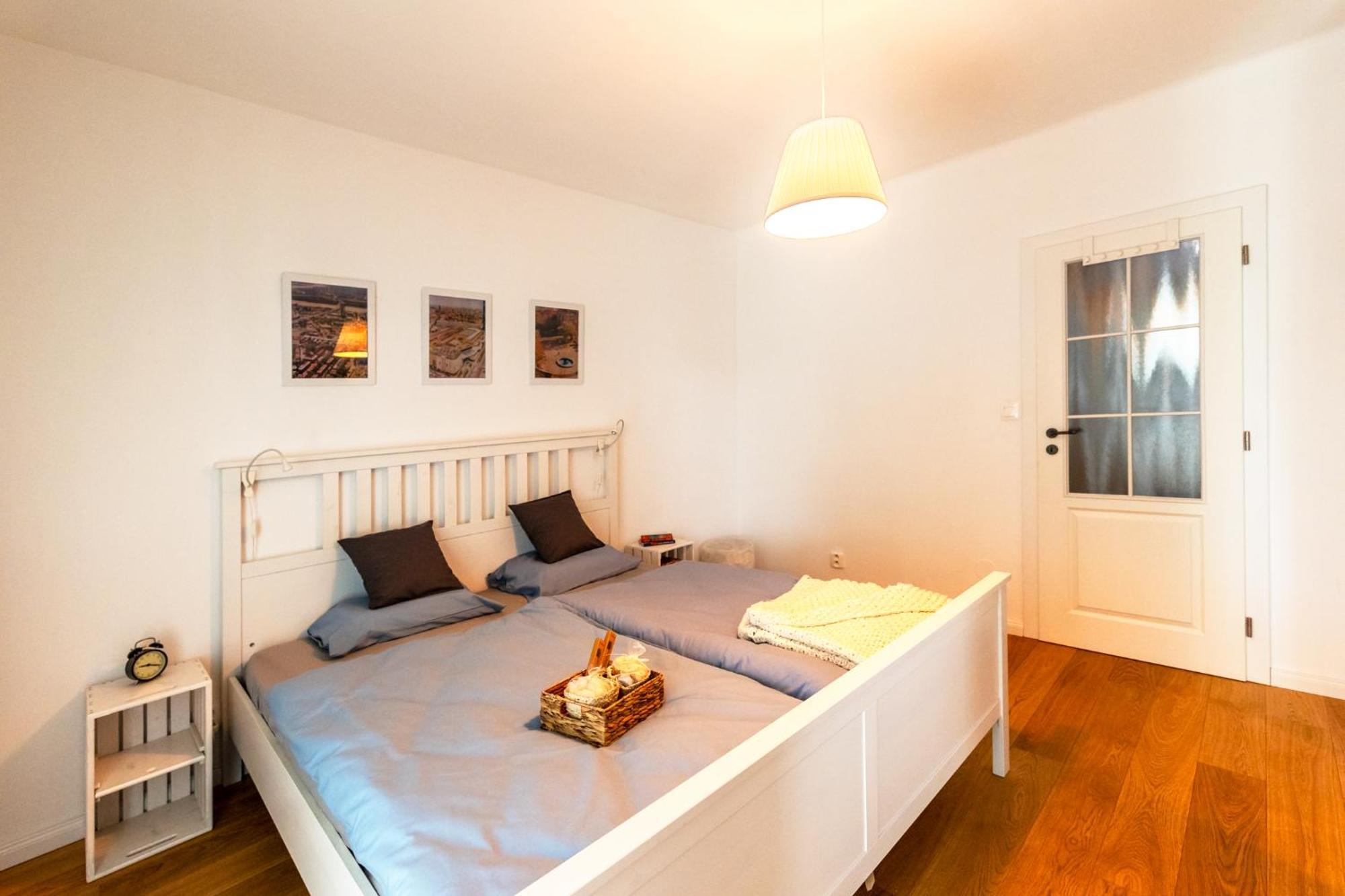 Quiet Apartment In New City Center, Nivy Bratislava Exterior foto