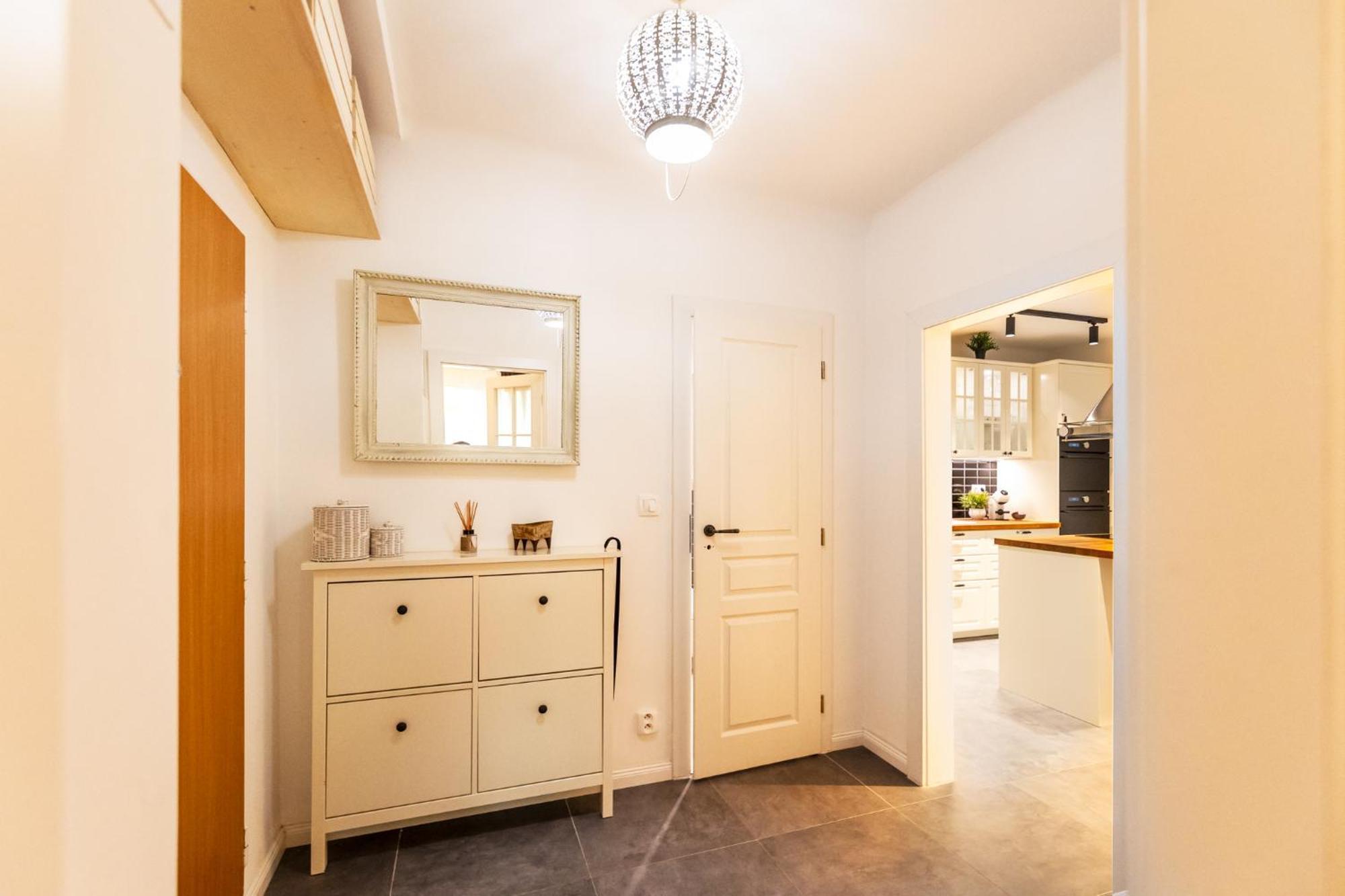 Quiet Apartment In New City Center, Nivy Bratislava Exterior foto